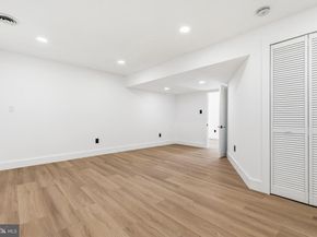 12011 Meadowville Court, Herndon VA 20170