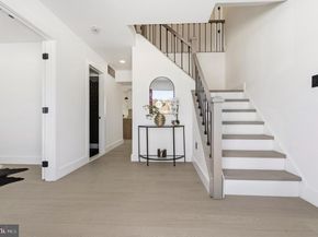 12011 Meadowville Court, Herndon VA 20170