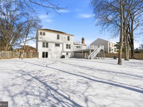 12011 Meadowville Court, Herndon VA 20170