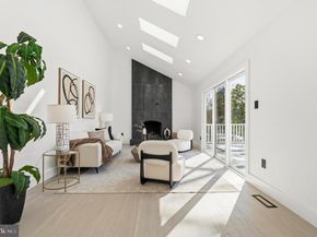 12011 Meadowville Court, Herndon VA 20170