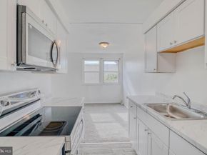 10203 E Keswick Road, Philadelphia PA 19114