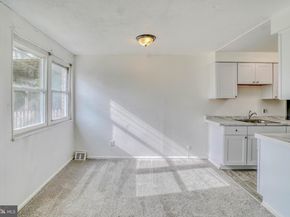 10203 E Keswick Road, Philadelphia PA 19114