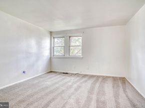 10203 E Keswick Road, Philadelphia PA 19114
