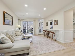 8310 Tobin Road 21, Annandale VA 22003