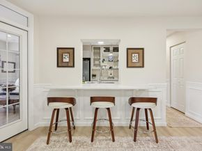 8310 Tobin Road 21, Annandale VA 22003