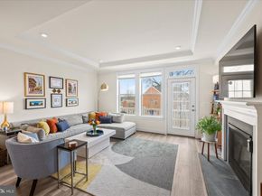 2236 S Glebe Road, Arlington VA 22206