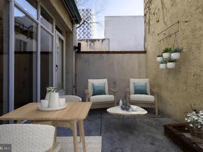 732 Manning Street, Philadelphia PA 19106