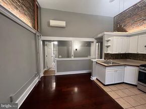 120 W Girard Avenue, Philadelphia PA 19123