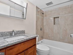 9718 Kingsbridge Drive 103, Fairfax VA 22031