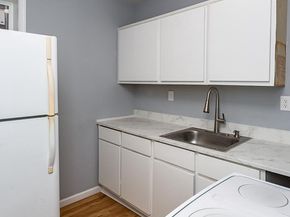 2735 N Waterloo Street, Philadelphia PA 19133