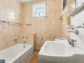 320 W Moreland Avenue, Hatboro PA 19040