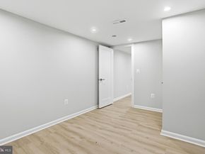 6420 Spring Terrace, Falls Church VA 22042