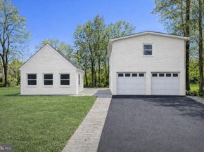 6420 Spring Terrace, Falls Church VA 22042