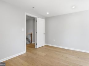 6420 Spring Terrace, Falls Church VA 22042