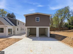 6420 Spring Terrace, Falls Church VA 22042