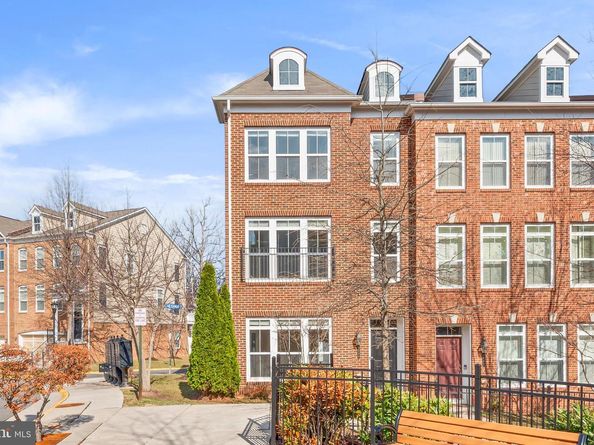 9640 Pullman Place, Fairfax VA 22031