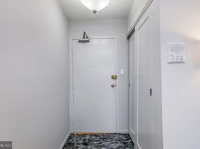 1904 Wilson Lane 101, Mclean VA 22102