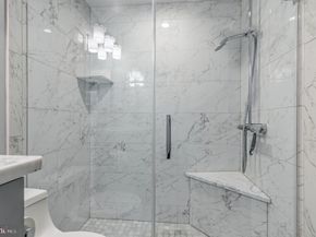 1904 Wilson Lane 101, Mclean VA 22102