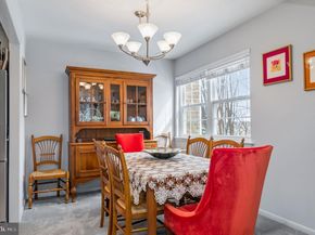 1904 Wilson Lane 101, Mclean VA 22102