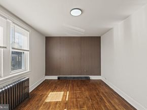 1201 E Lycoming Street, Philadelphia PA 19124