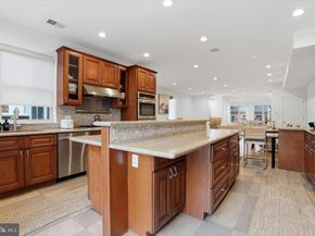 1011 N Orianna Street, Philadelphia PA 19123