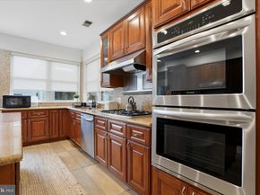 1011 N Orianna Street, Philadelphia PA 19123