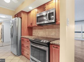 800 Avondale 6J, Wallingford PA 19086