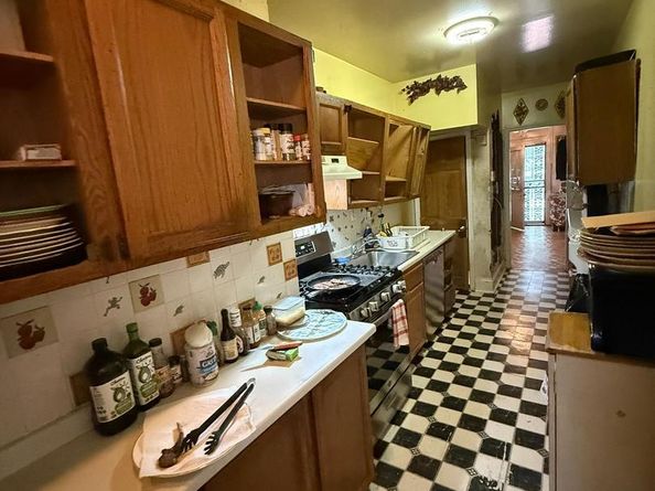 2812 6TH Street NE, Washington DC 20017