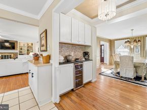 137 Briarwood Drive, Holland PA 18966