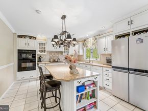 137 Briarwood Drive, Holland PA 18966