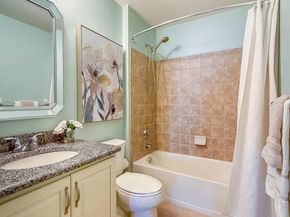 1693 Pierce Way, Yardley PA 19067