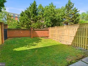 1989 N Adams Street, Arlington VA 22201
