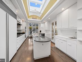 2134 R Street NW, Washington DC 20008