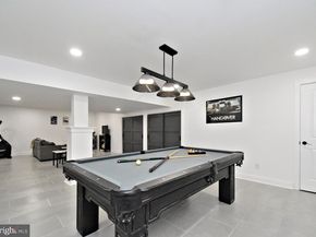 206 Grove Valley Court, Chalfont PA 18914