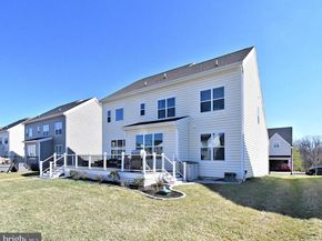 206 Grove Valley Court, Chalfont PA 18914