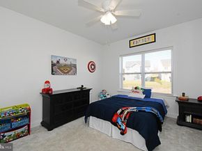 206 Grove Valley Court, Chalfont PA 18914