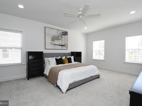 206 Grove Valley Court, Chalfont PA 18914