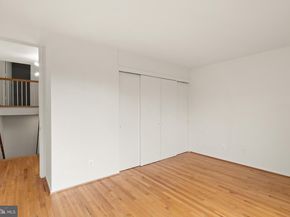 11465 Washington Plaza W, Reston VA 20190