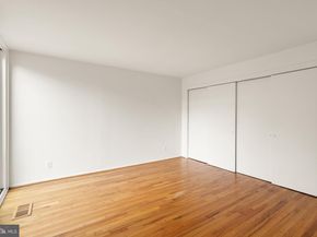 11465 Washington Plaza W, Reston VA 20190