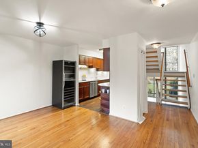 11465 Washington Plaza W, Reston VA 20190