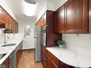 11465 Washington Plaza W, Reston VA 20190
