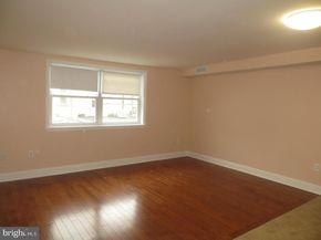 407 Pierce Street, Philadelphia PA 19148