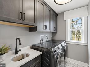 402 Pennybrook Court, Flourtown PA 19031