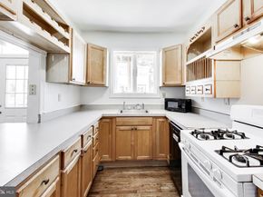 3544 Hertford Place NW, Washington DC 20010