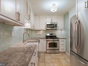 4600 S Four Mile Run Drive 927, Arlington VA 22204