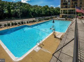 4600 S Four Mile Run Drive 927, Arlington VA 22204