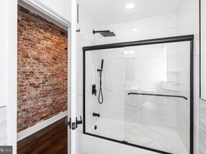 2125 S 9TH Street, Philadelphia PA 19148