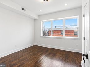 2125 S 9TH Street, Philadelphia PA 19148