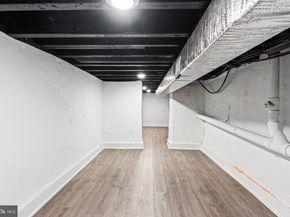 2125 S 9TH Street, Philadelphia PA 19148