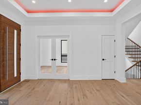 604 Tapawingo Road SW, Vienna VA 22180